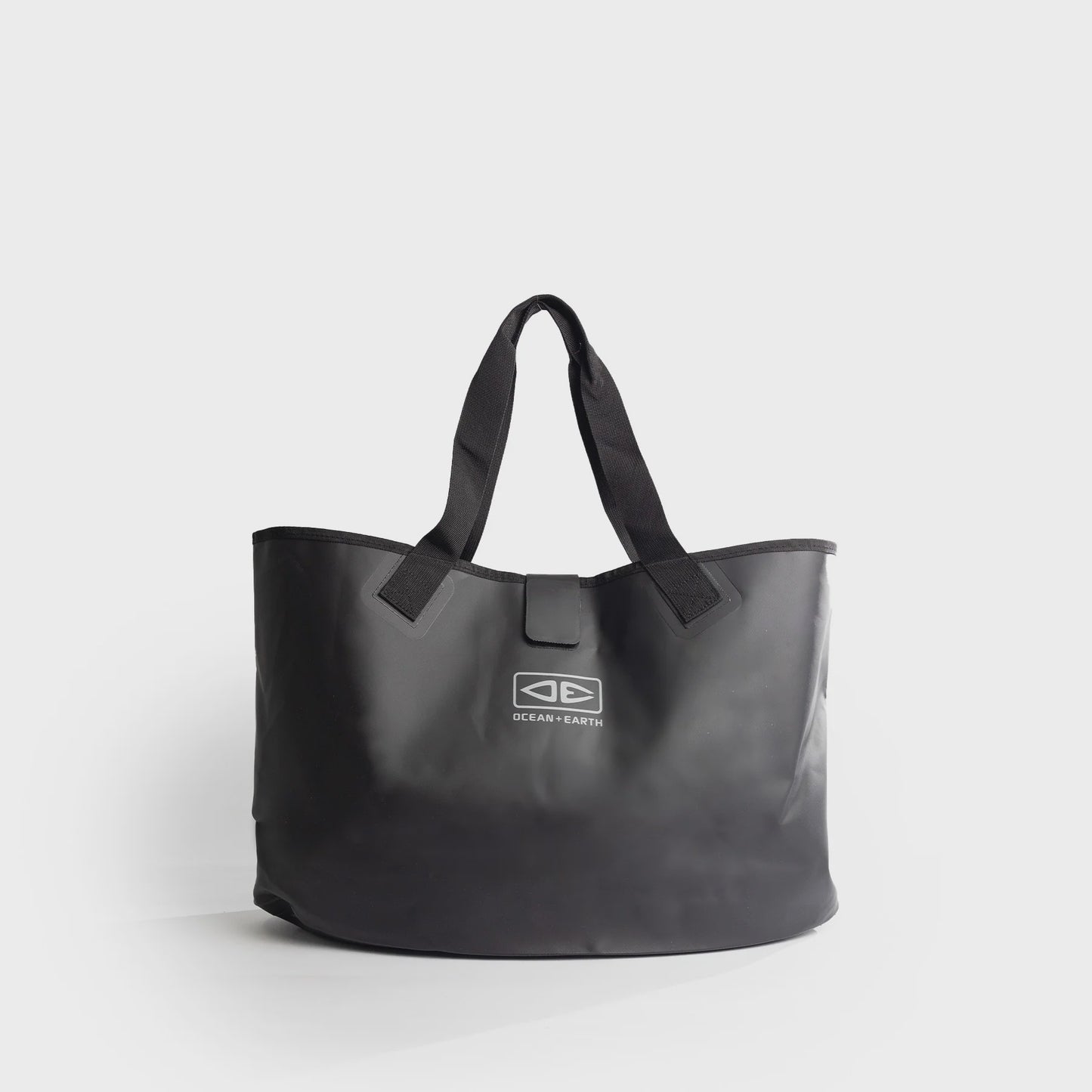 OCEAN & EARTH WATERPROOF BEACH TOTE - 47LTR BLACK