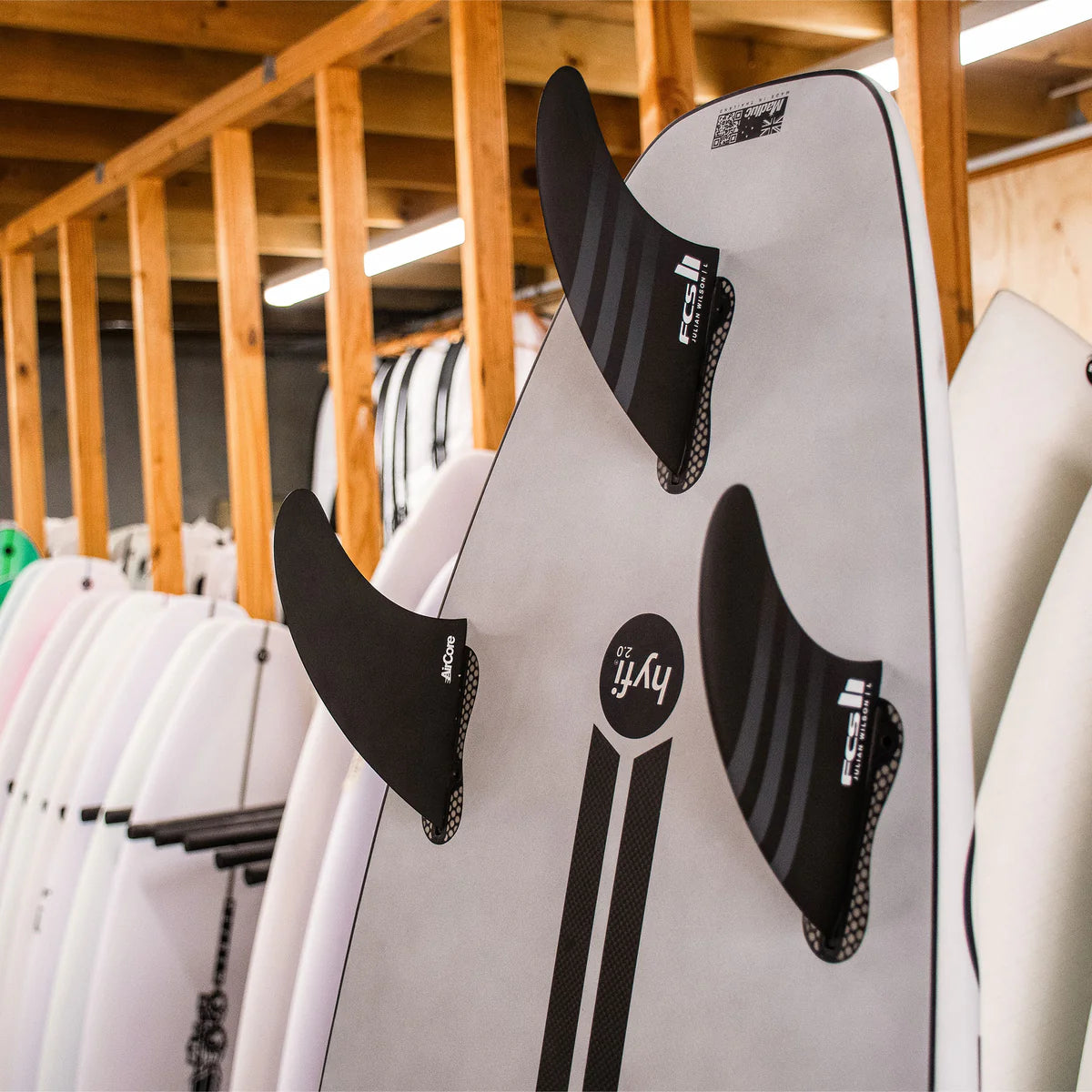 FCS II JULIAN WILSON AIR CORE TRI FINS - BLACK