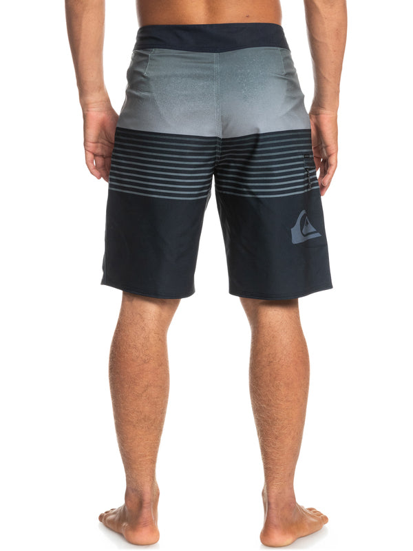 QUIKSILVER SURFSILK SLAB 20" MENS BOARD-SHORTS - BLACK
