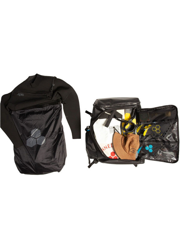 CHANNEL ISLANDS ESSENTIALS 40LTR SURF PACK / WET BAG