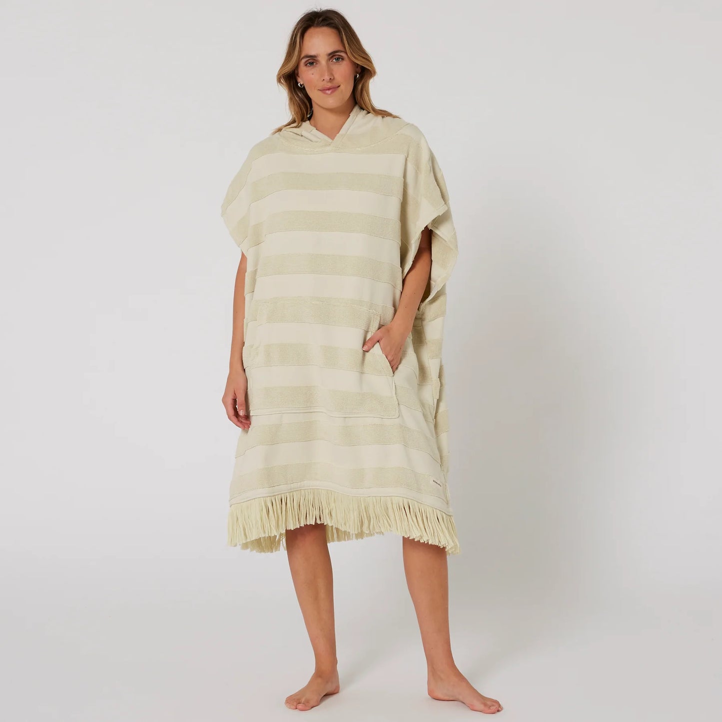 OCEAN & EARTH LADIES LAYZ HOODED PONCHO