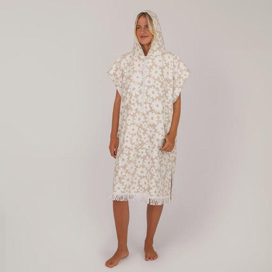 OCEAN & EARTH LADIES DAISY FRONT ZIP HOODED TOWEL