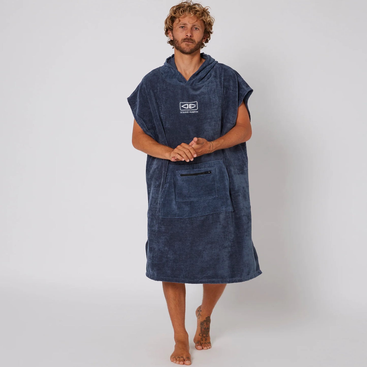 OCEAN AND EARTH CORP HOODED PONCHO TOWEL
