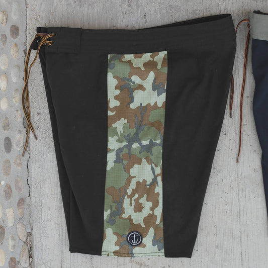 CAPTAIN FIN KEYHOLE ART BOARDSHORTS 18" -