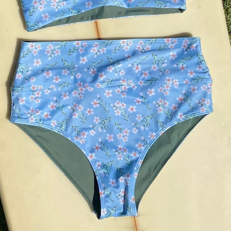 OCEAN REMEDY REVERSIBLE BOTANICA HIGH WAIST BIKINI PANT - WAX FLOWER ON SKY BLUE/KHAKI