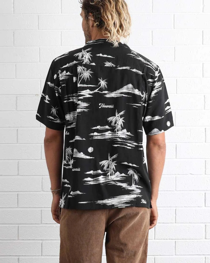 T&C ISLAND TIME SHORT SLEEVE SHIRT - BLACK