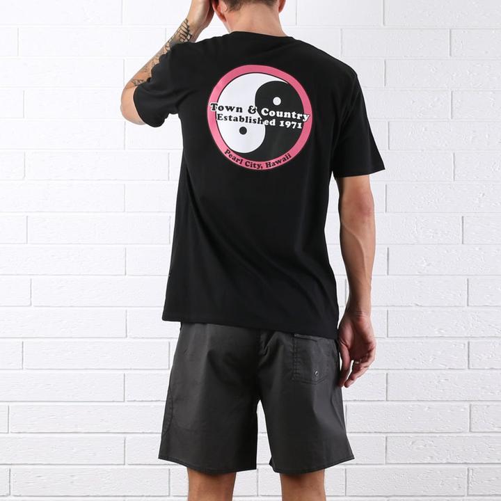 T&C PEARL CITY TEE - BLACK/PINK