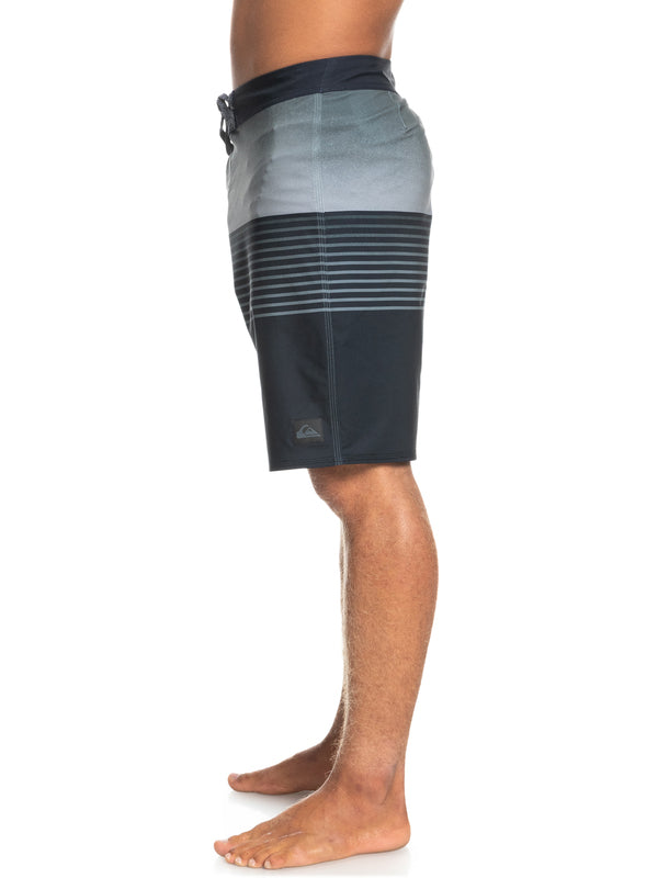 QUIKSILVER SURFSILK SLAB 20" MENS BOARD-SHORTS - BLACK