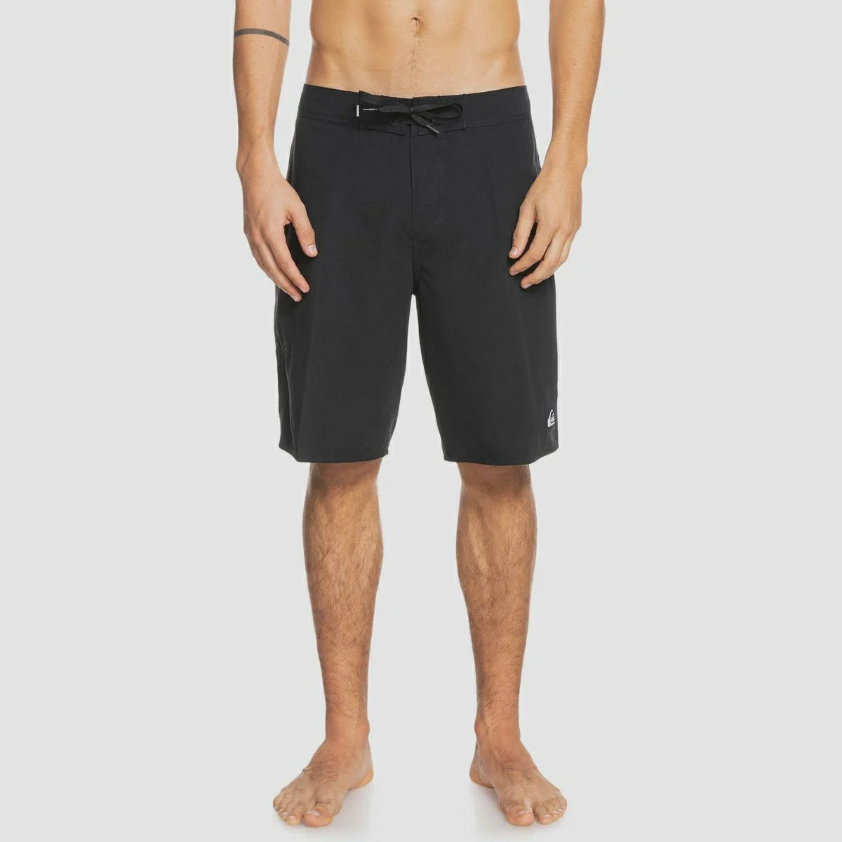 QUIKSILVER EVERYDAY SOLID 20" BOARDSHORTS - BLACK