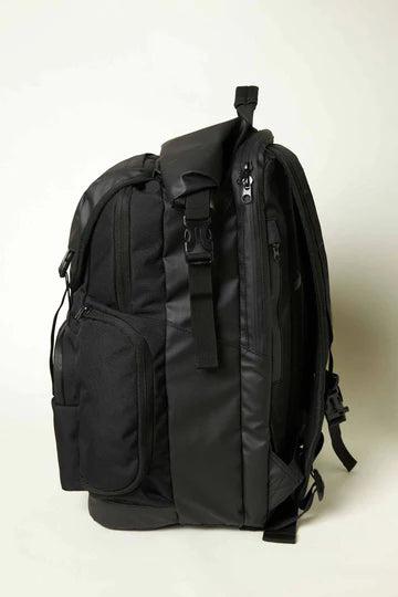 ONEILL ODYSSEY TRVLR BACK PACK - 37LTR - BLACK